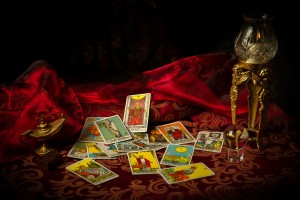 how to read tarot cards